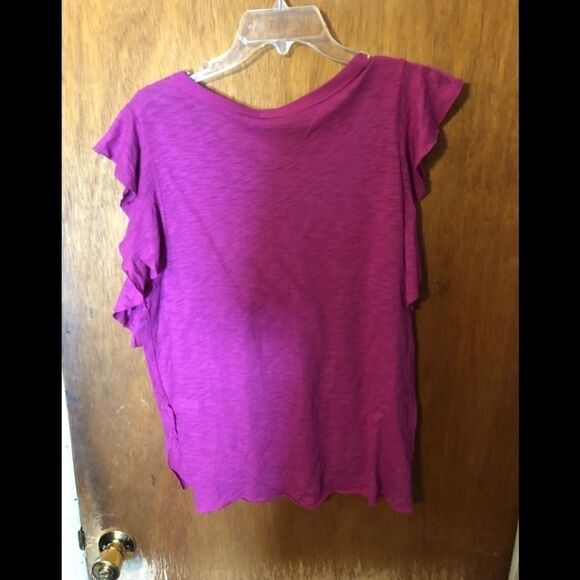 𝅺FREE people top - Picture 2 of 4